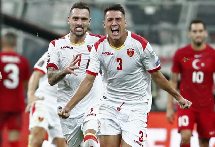 九游体育直播-莫德里奇颠球